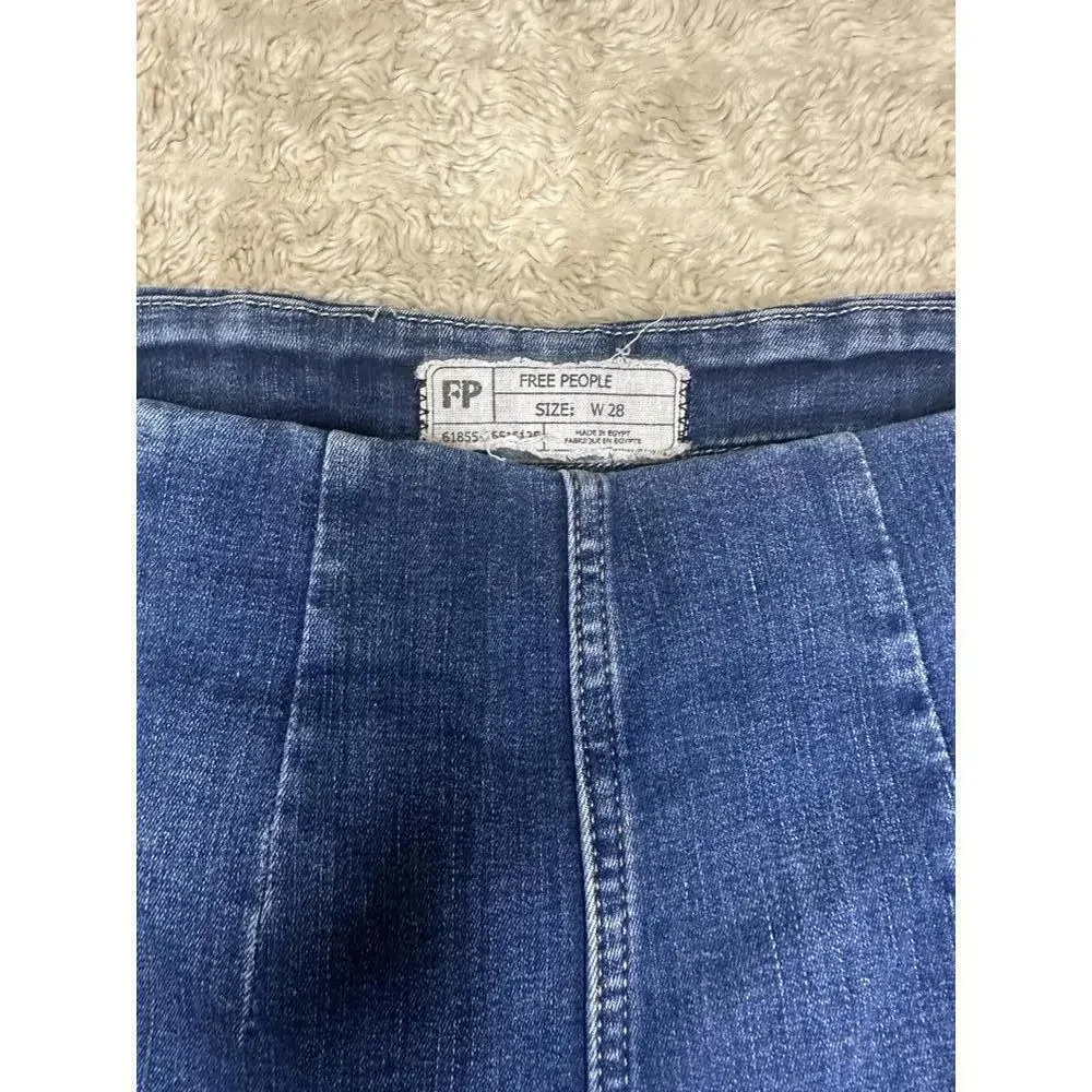 Free People medium wash pleated pull-on skinny denim jeans Size 28